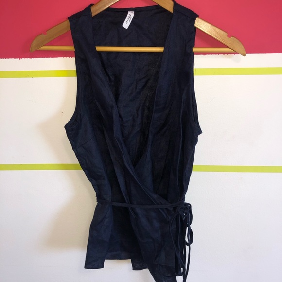 Mango wrap linen top - Picture 2 of 6